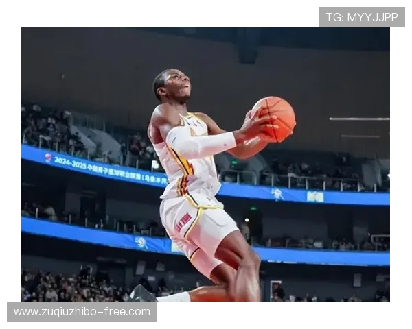 迪亚洛情绪失控陷犯规麻烦 山西队战术体系崩盘 迪亚洛情绪失控陷犯规麻烦 山西队战术体系崩盘